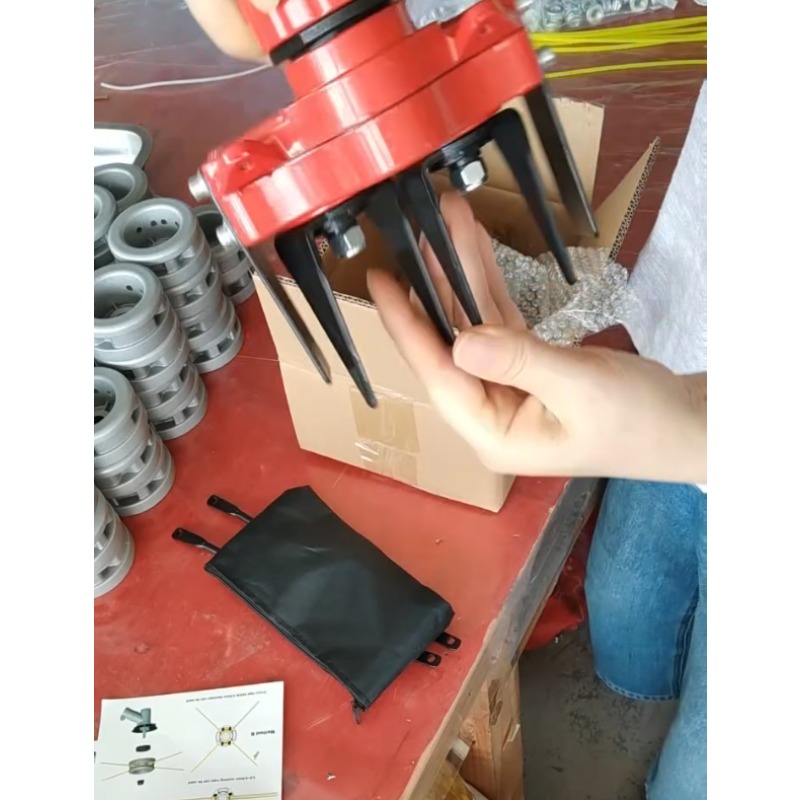 Accessorio per attrezzi da gia - Gardening Tools To Remove Grass recensione e prezzo